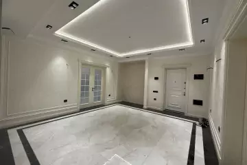 Satılır Yeni Tikili 7-ci Mikrorayonda