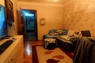 Satılır Köhnə Tikili Yasamalda