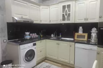 Satılır Yeni Tikili Masazırda