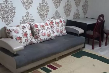 Satılır Yeni Tikili Qurtuluş 93da