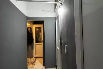 Satılır Köhnə Tikili Bakıxanovda