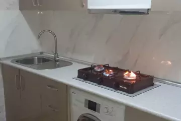 Satılır Yeni Tikili Qurtuluş 93da