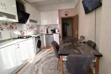 Satılır Yeni Tikili Masazırda