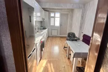 Satılır Köhnə Tikili Həzi Aslanovda