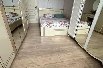 Satılır Yeni Tikili Masazırda