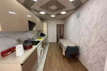 Satılır Köhnə Tikili Biləcəridə
