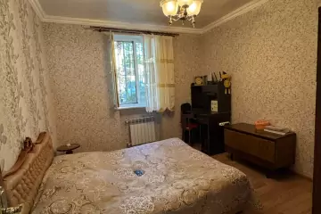Satılır Köhnə Tikili Biləcəridə