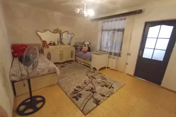 Satılır Həyət Evi Aşağı Güzdəkdə