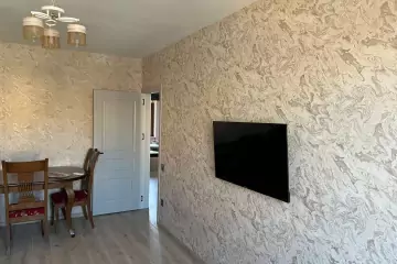 Aylıq Kirayə Yeni Tikili Xalqlar Dostluğuda