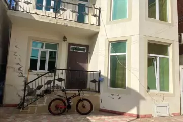 Satılır Həyət Evi Masazırda