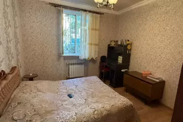 Satılır Köhnə Tikili Biləcəridə