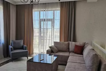 Günlük Kirayə Bağ Evi şüvəlanda