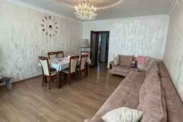 Satılır Köhnə Tikili Biləcəridə