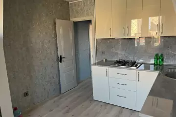 Aylıq Kirayə Yeni Tikili Xalqlar Dostluğuda