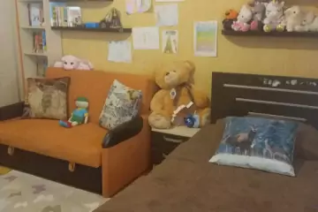 Satılır Köhnə Tikili Elmler Akademiyasıda