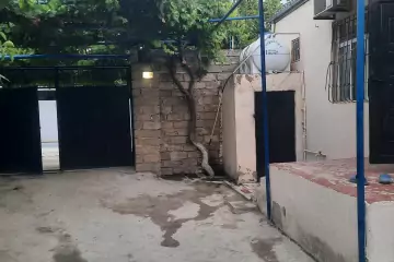 Aylıq Kirayə Həyət Evi Buzovnada