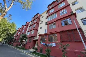 Aylıq Kirayə Köhnə Tikili Xalqlar Dostluğuda