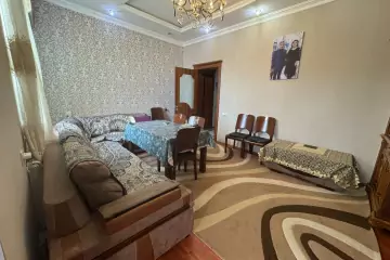 Satılır Köhnə Tikili Biləcəridə