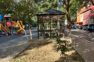 Aylıq Kirayə Yeni Tikili Xalqlar Dostluğuda