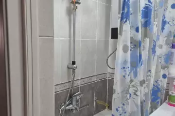 Satılır Köhnə Tikili Biləcəridə