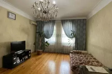 Satılır Həyət Evi Bakıda