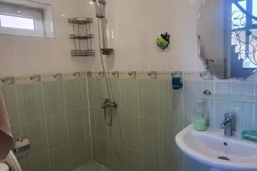 Satılır Həyət Evi Buzovnada