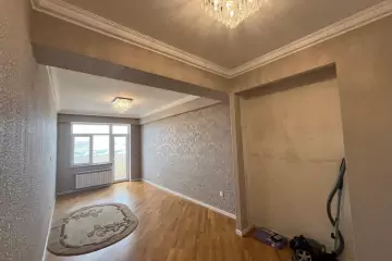 Satılır Yeni Tikili Yasamalda