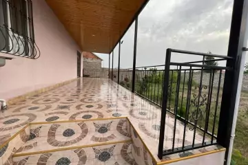 Satılır Həyət Evi Kürdəxanıda