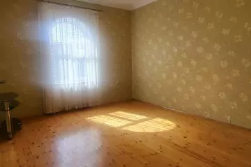 Satılır Həyət Evi Buzovnada