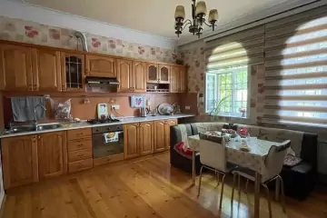 Satılır Həyət Evi Bakıda