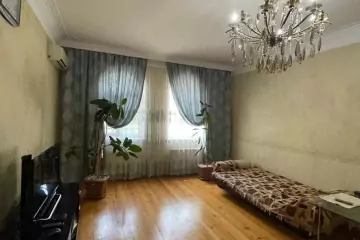 Satılır Həyət Evi Bakıda