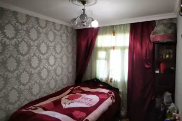 Satılır Köhnə Tikili Bakıda