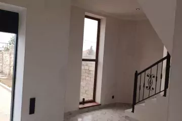 Satılır Həyət Evi Buzovnada