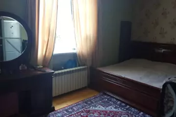 Satılır Həyət Evi Qaraçuxurda