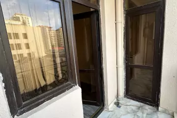 Satılır Yeni Tikili Həsən əliyev (keçmiş İnqilab)da