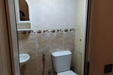 Satılır Köhnə Tikili Bakıda