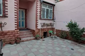 Satılır Həyət Evi Xırdalan şəhərində