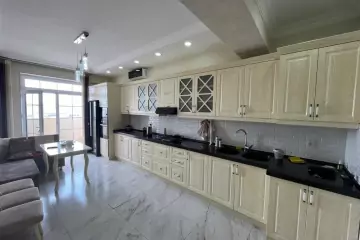 Satılır Yeni Tikili Yasamalda