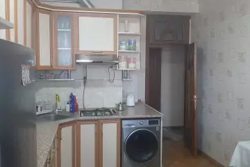 Satılır Yeni Tikili 8-ci Kilometrdə