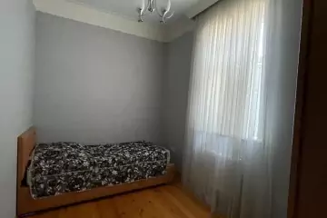 Satılır Həyət Evi Bakıda