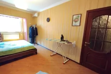 Satılır Köhnə Tikili Gənclikdə