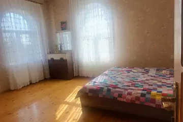 Satılır Həyət Evi Buzovnada