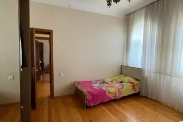 Satılır Həyət Evi Bakıda