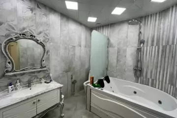 Satılır Yeni Tikili Yasamalda