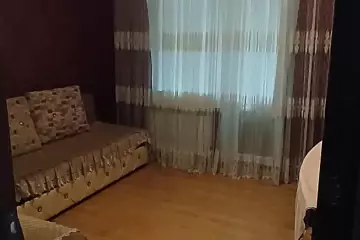 Satılır Köhnə Tikili Biləcəridə