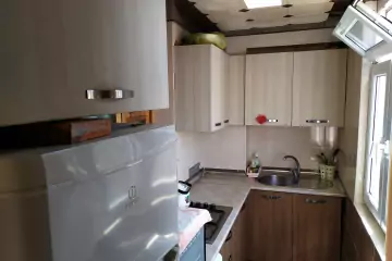 Satılır Köhnə Tikili Bakıda