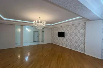 Satılır Yeni Tikili Yasamalda