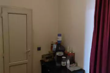 Satılır Köhnə Tikili Bakıda