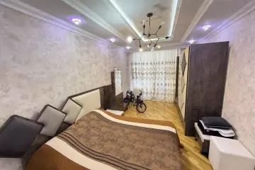 Satılır Yeni Tikili Ağ şəhər Kompleksində