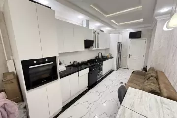 Satılır Yeni Tikili Ağ şəhər Kompleksində
